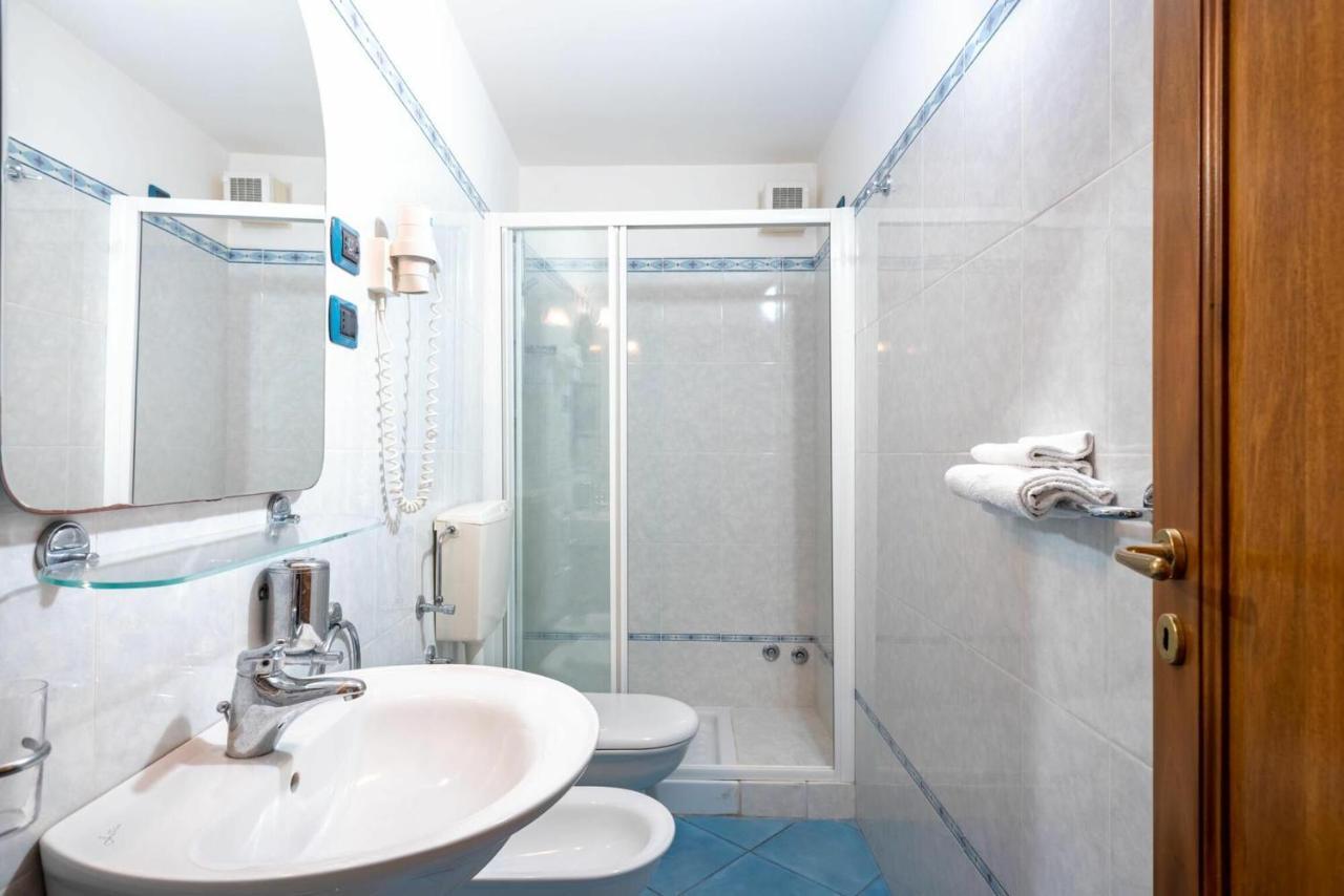 Casa Vacanza Artemis Đảo Lipari Ngoại thất bức ảnh