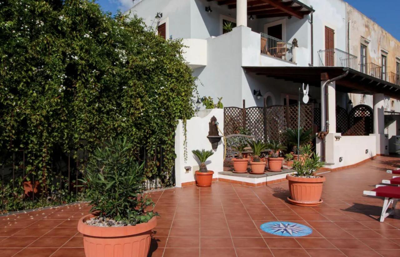Casa Vacanza Artemis Đảo Lipari Ngoại thất bức ảnh