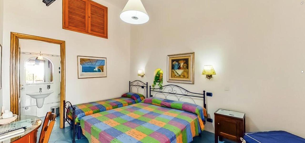 Casa Vacanza Artemis Đảo Lipari Ngoại thất bức ảnh